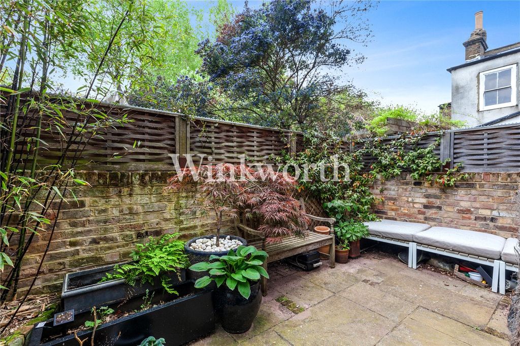 Property photo 2 of 25 Picture No. 03