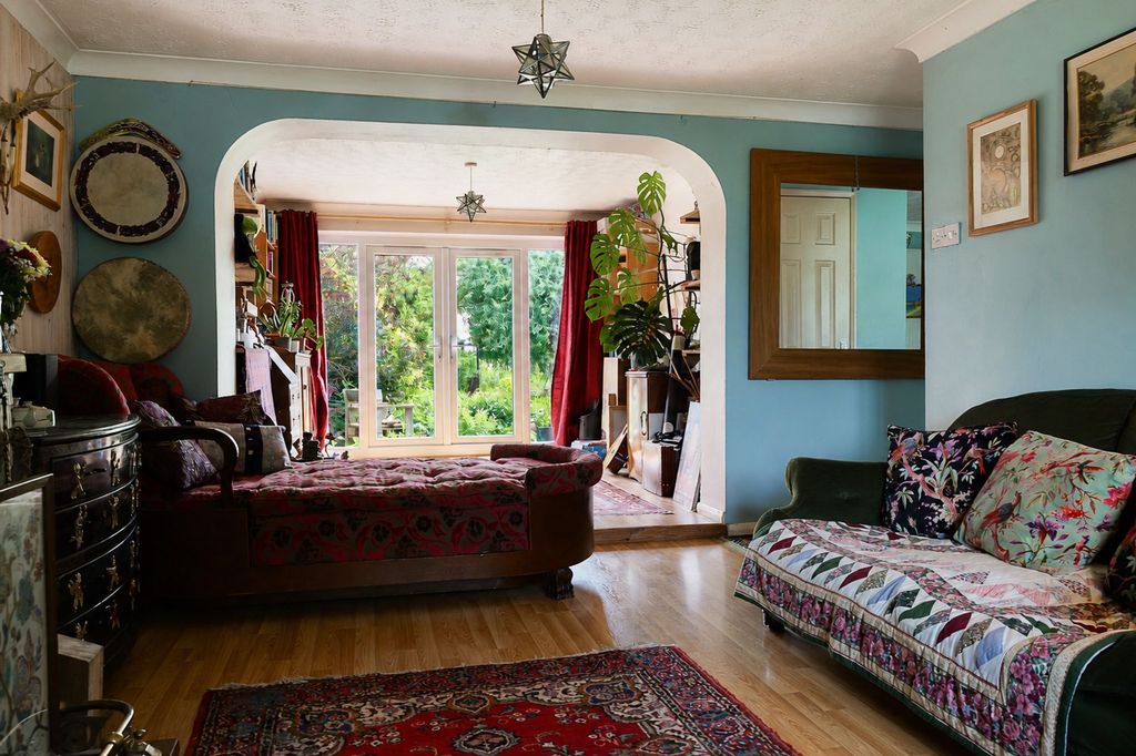 Property photo 3 of 22