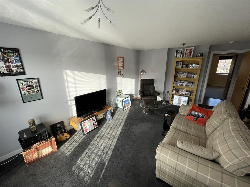 Property photo 3 of 18 Img_1572.Jpg