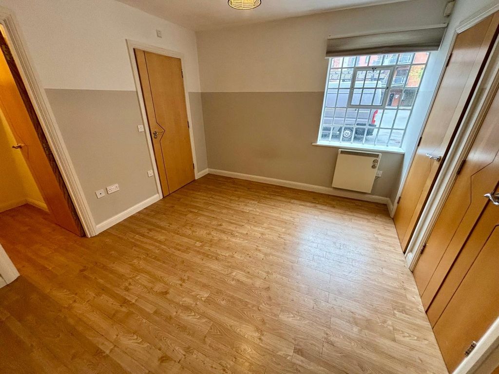 Property photo 3 of 8 Picture No. 05