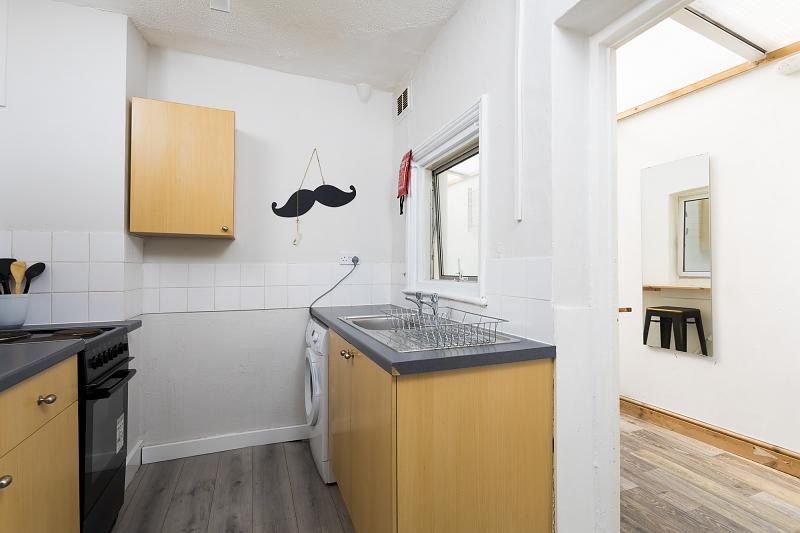 Property photo 3 of 12 51655010