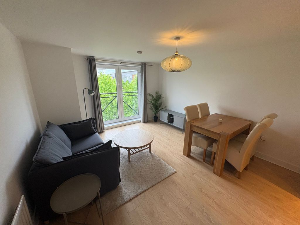 Property photo 2 of 9