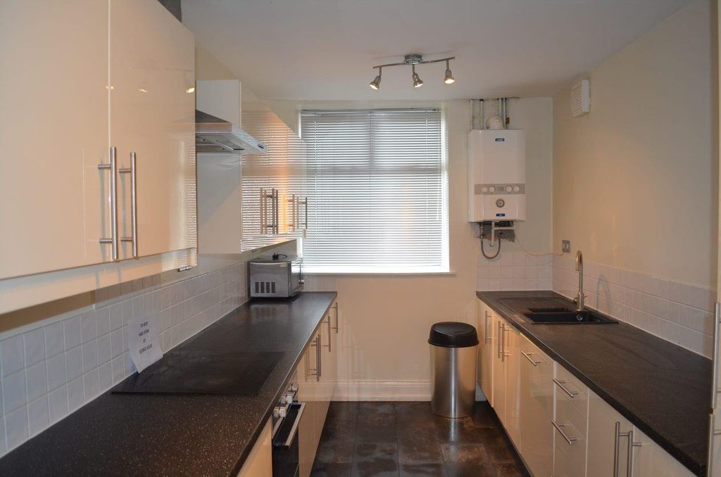 Property photo 1 of 10 F691d3ee-2640-41c1-Ae9c-c2467d5ce981.Jpg