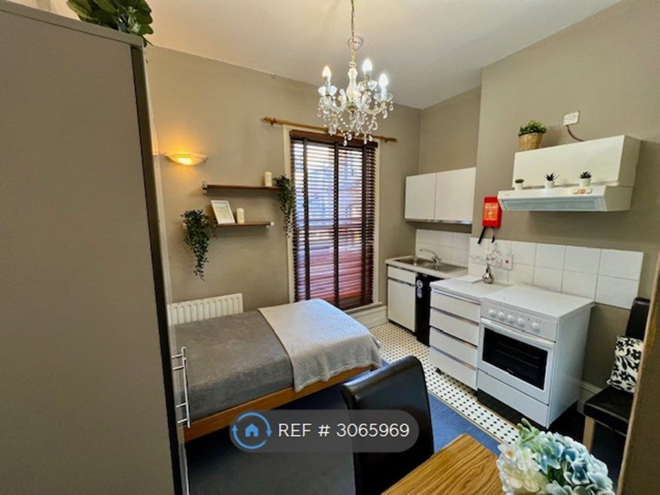 Property photo 3 of 14