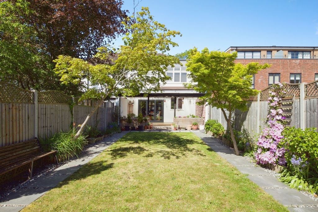Property photo 2 of 20 Pbox-Img.Jpg