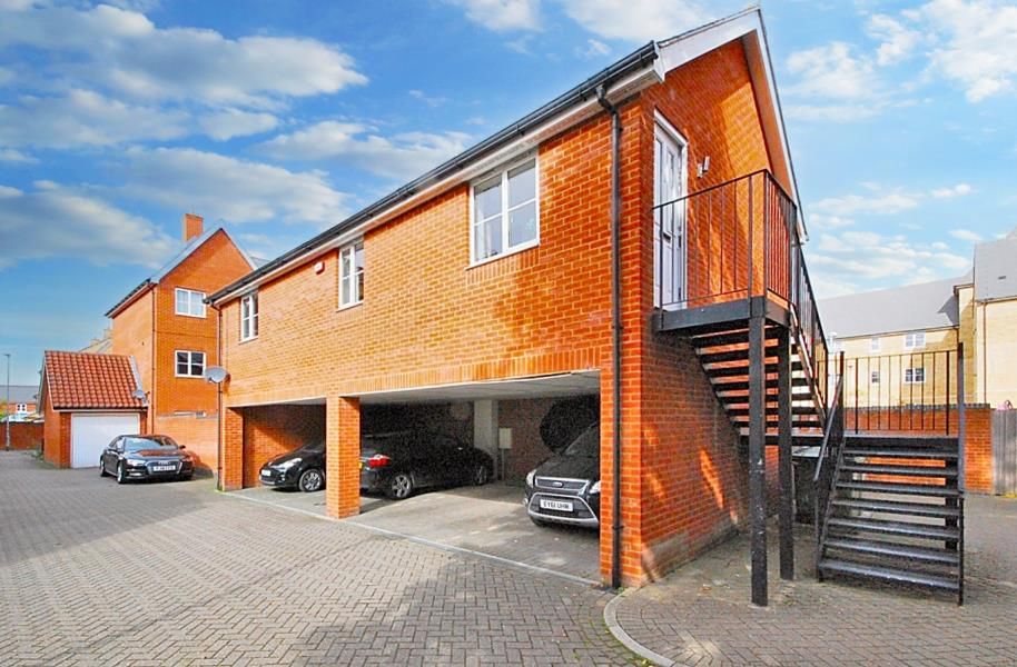 Property photo 1 of 8