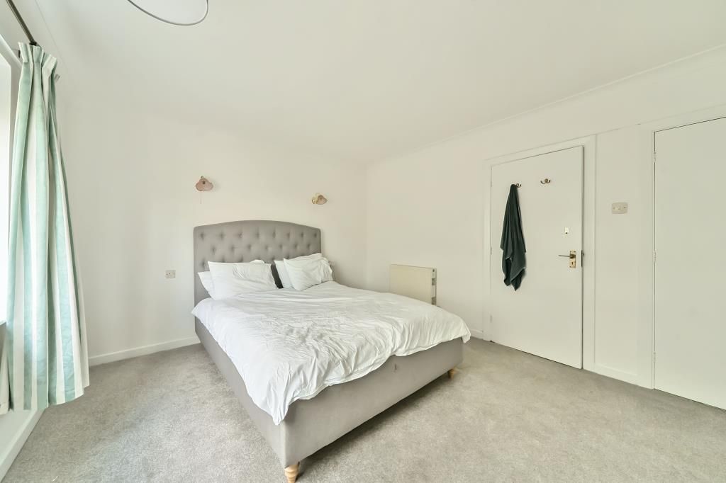 Property photo 3 of 12 Bedroom