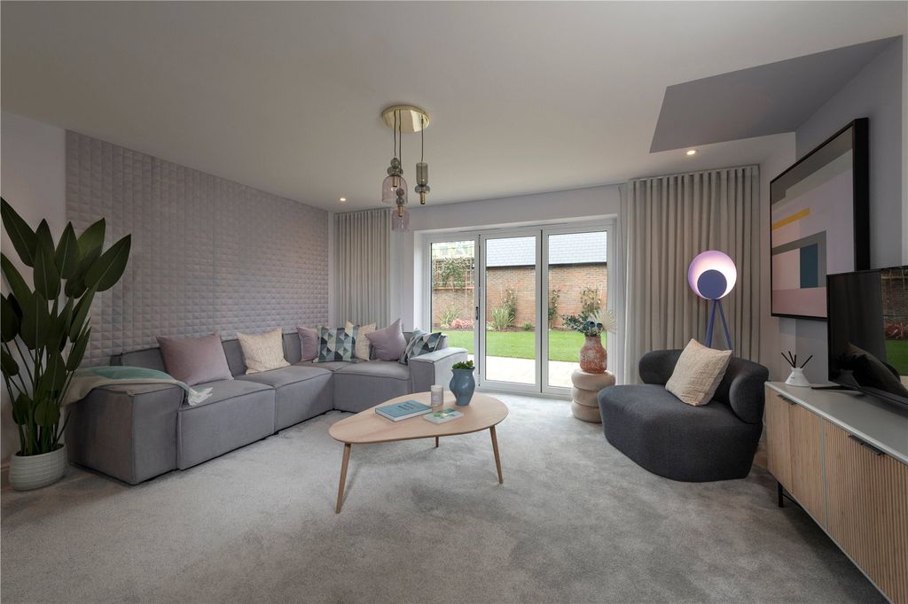 Property photo 2 of 7 Lounge Example