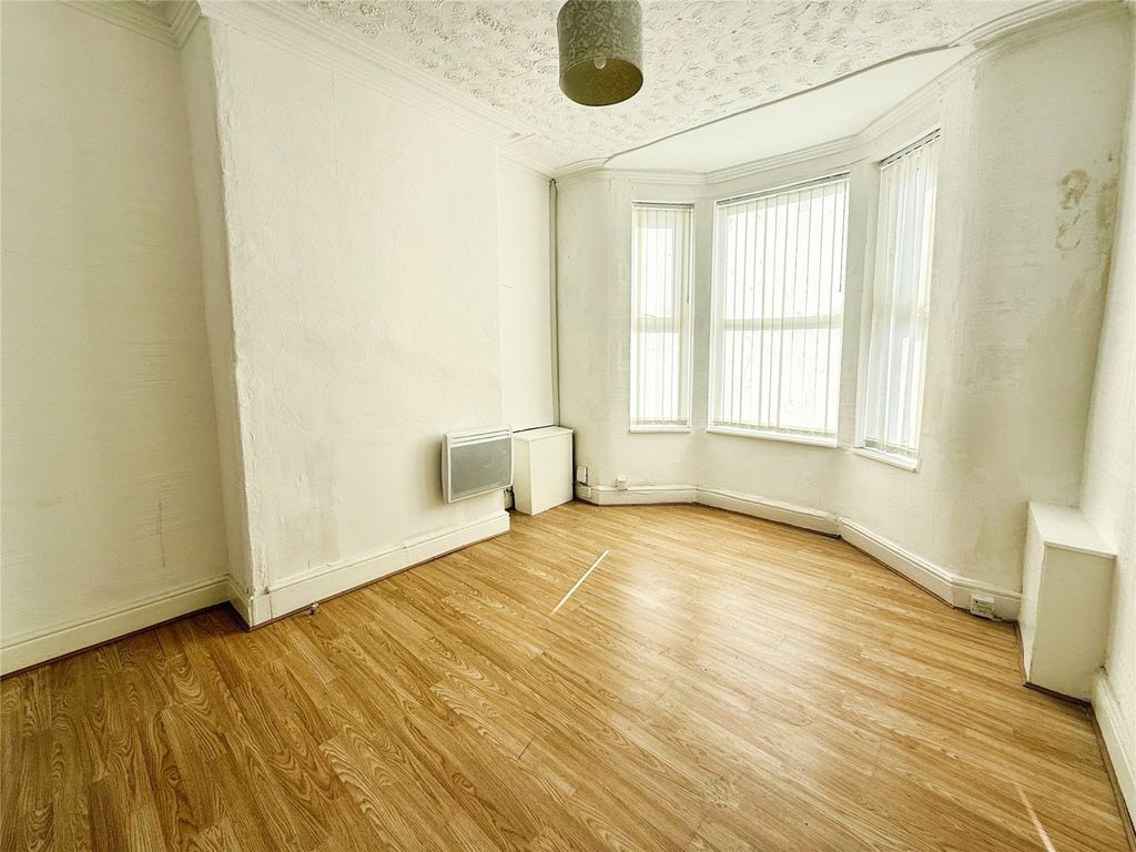 Property photo 3 of 12 Picture No. 13