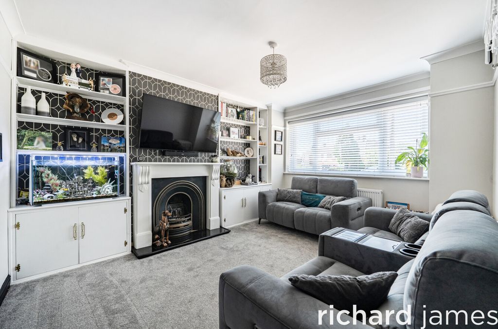 Property photo 3 of 12 0334A792Abea4Ca498524c0512Db991F