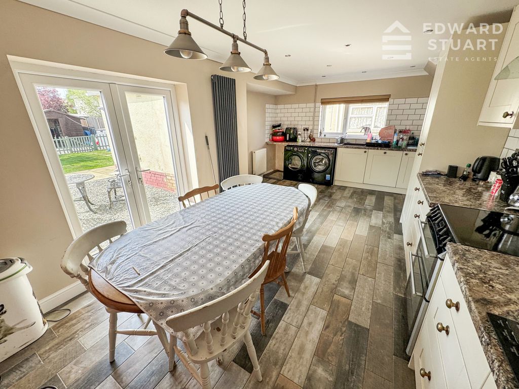 Property photo 2 of 18 Gallery