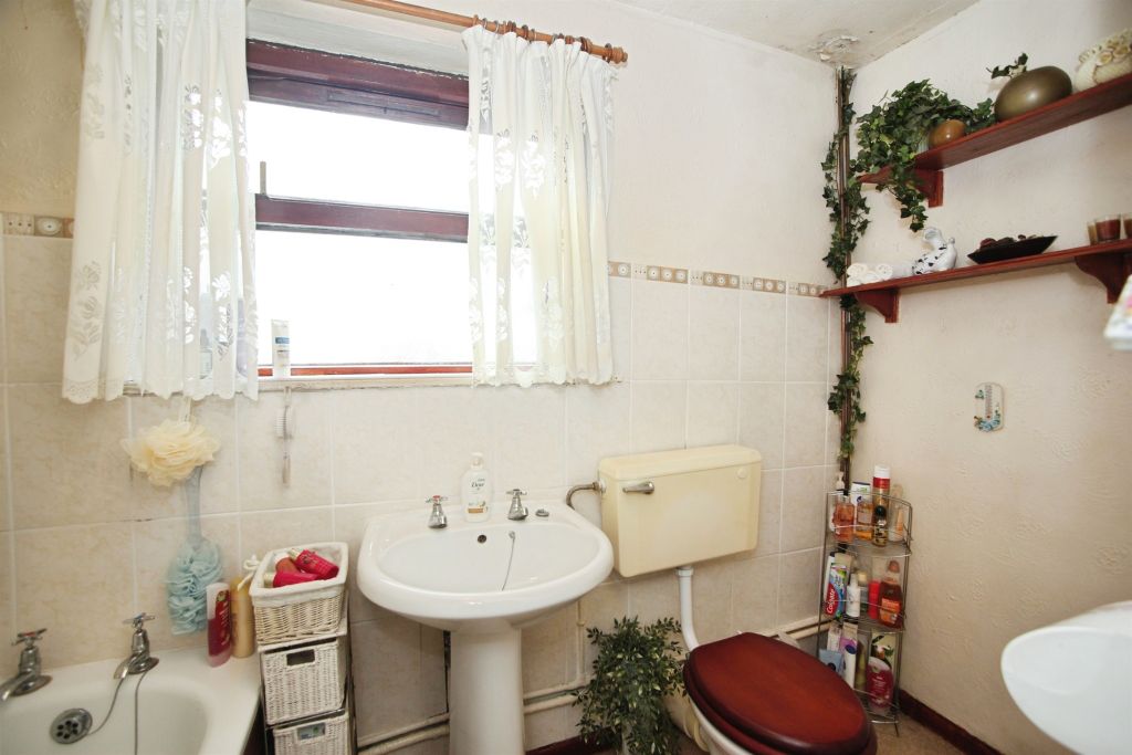 Additional image 12 of 2 bed flat for saleThe Crescent, Machen, Caerphilly CF83