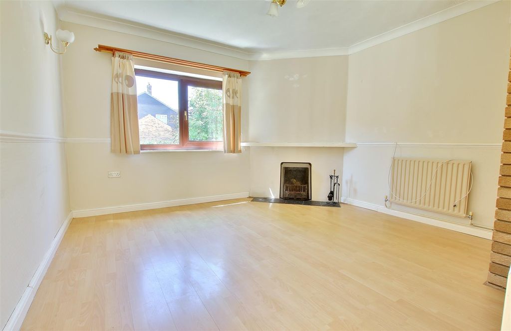 Property photo 3 of 11 Img_14154_11_Original.Jpg
