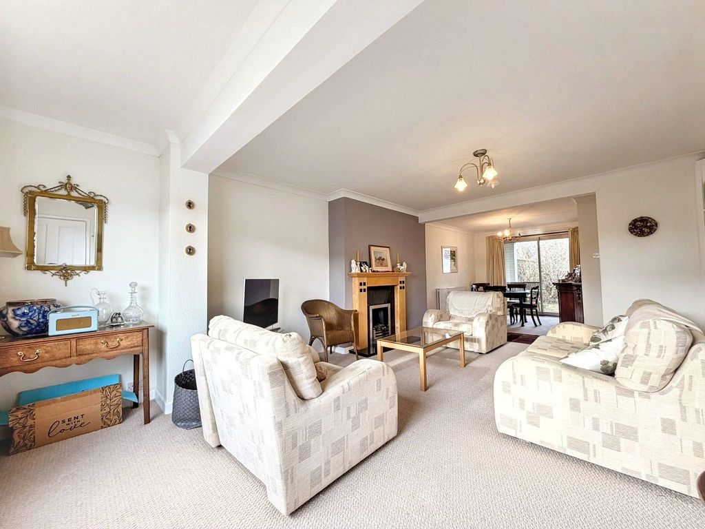 Property photo 2 of 22