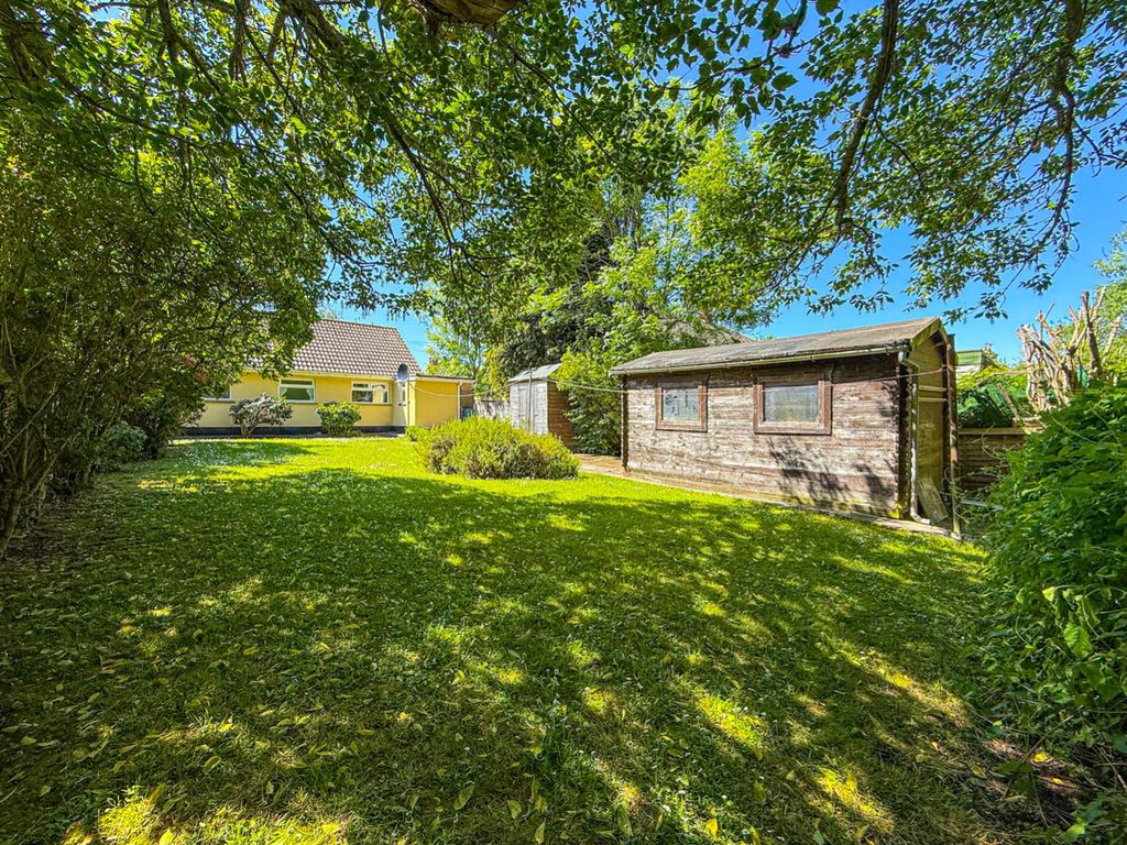 Property photo 3 of 16 4203735