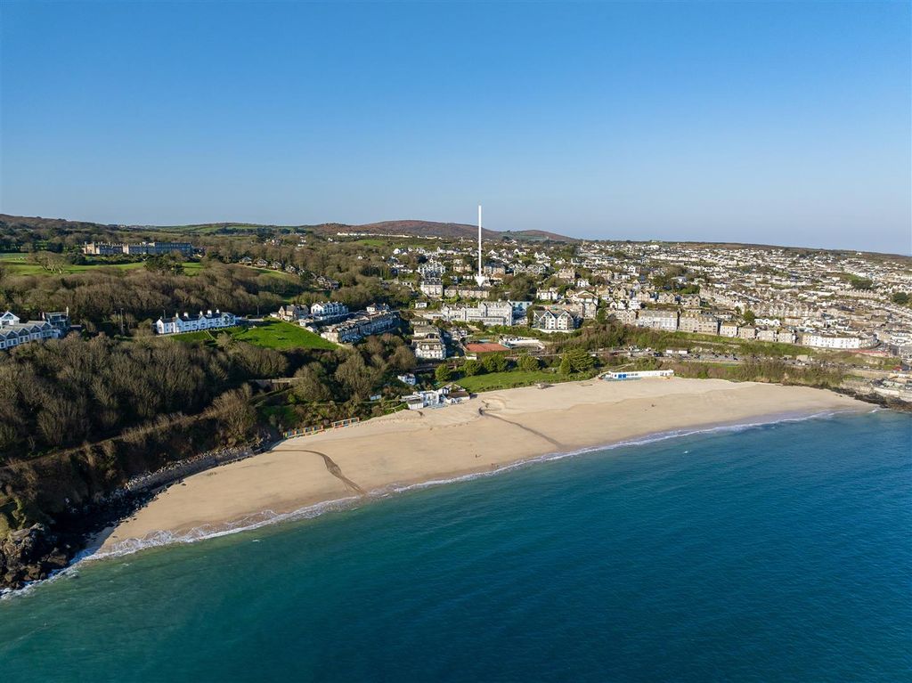 Property photo 3 of 31 3-Albany-Terrace_Aerials-35.Jpg