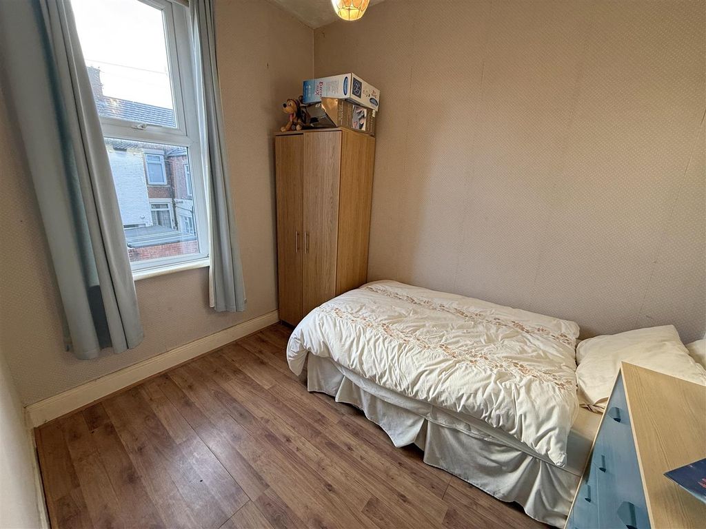 Additional image 9 of 5 bed property for salePreston Avenue, North Shields NE30