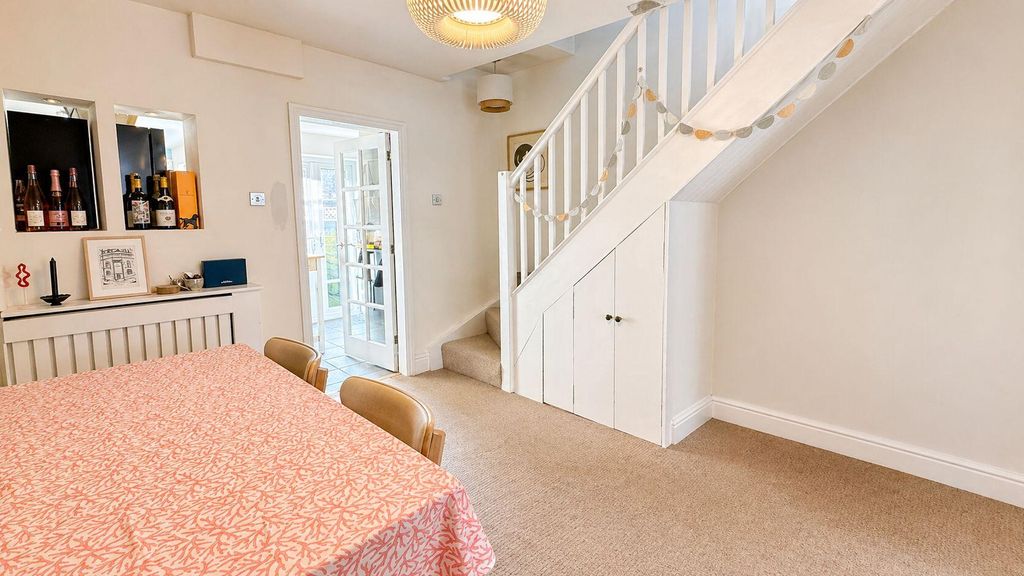 Property photo 3 of 19 Dining Room