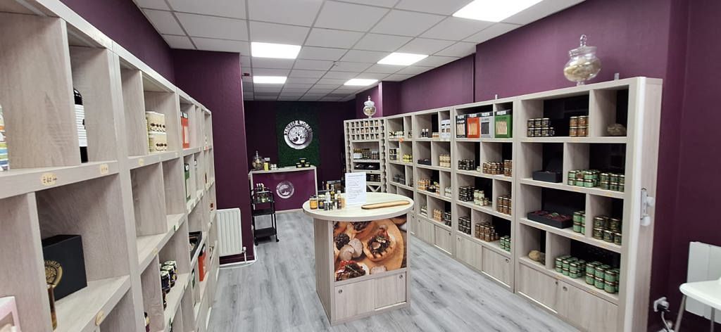 Property photo 3 of 10 Photo 20