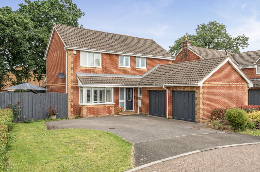 Property photo 1 of 24 1472930-1-6A3968A...