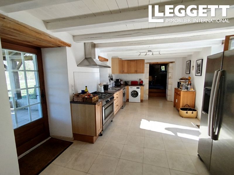 Property photo 3 of 10