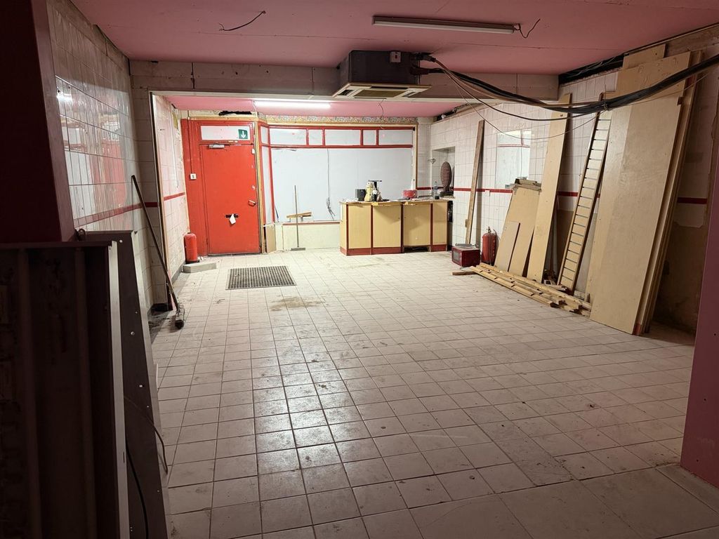 Property photo 3 of 5