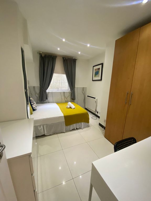 Property photo 1 of 3