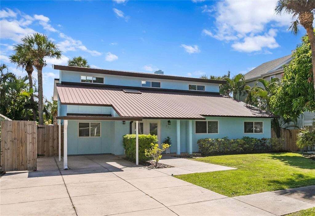 Property photo 1 of 20