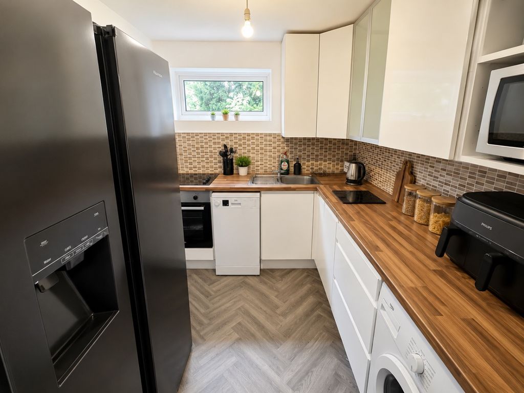 Property photo 2 of 7 5147552