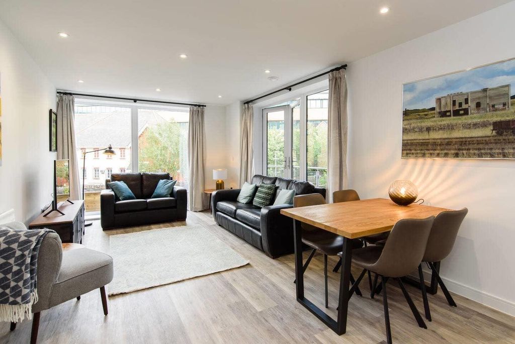 Property photo 1 of 13 Dining Room