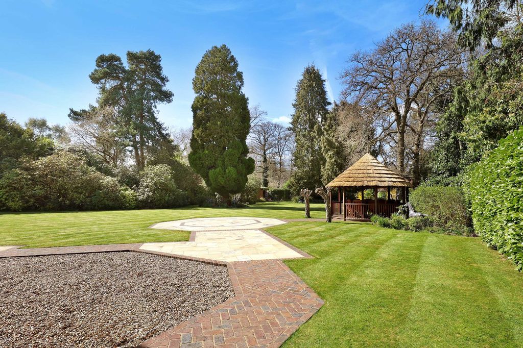 Property photo 2 of 25 Picture No. 06