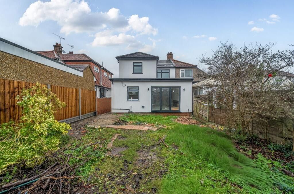 Property photo 1 of 27