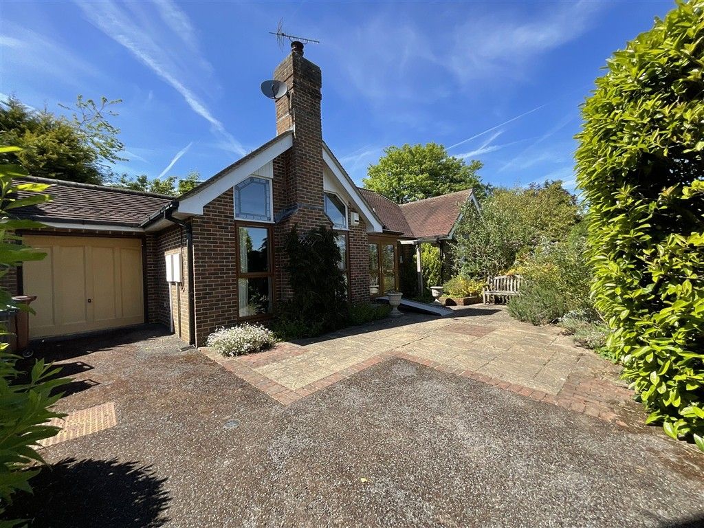 Property photo 1 of 5 Front