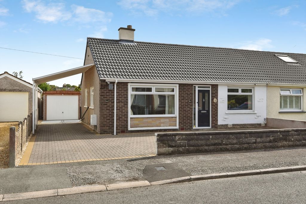 Property photo 1 of 20 Pbox-Img.Jpg