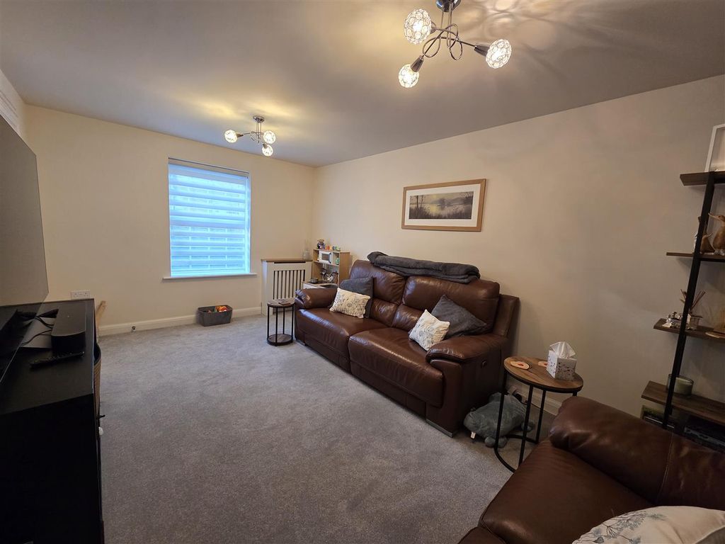 Property photo 3 of 16 20260120_145610.Jpg