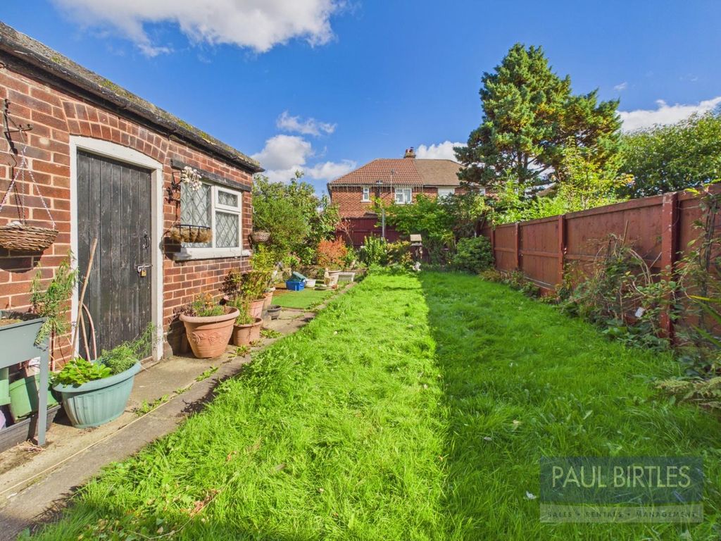 Property photo 2 of 17 Cam04378G0-Pr0436-Still016.Jpg