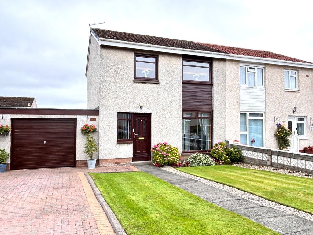 Property photo 1 of 28