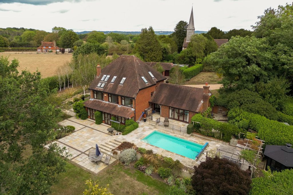 Property photo 1 of 33