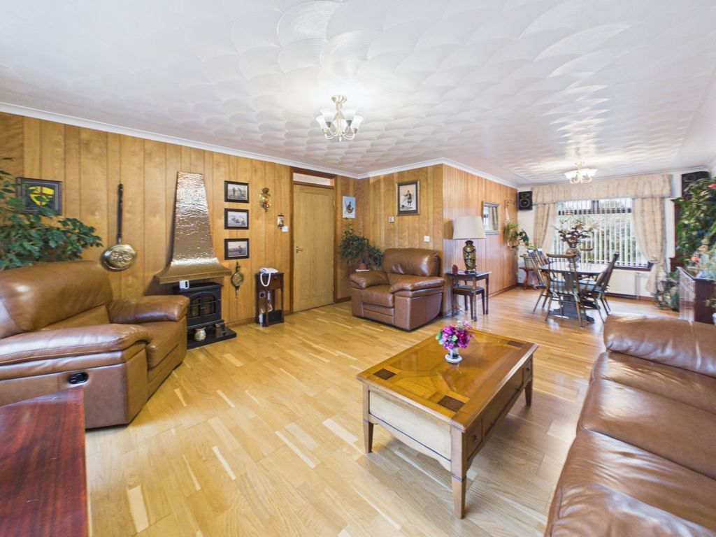 Property photo 3 of 25