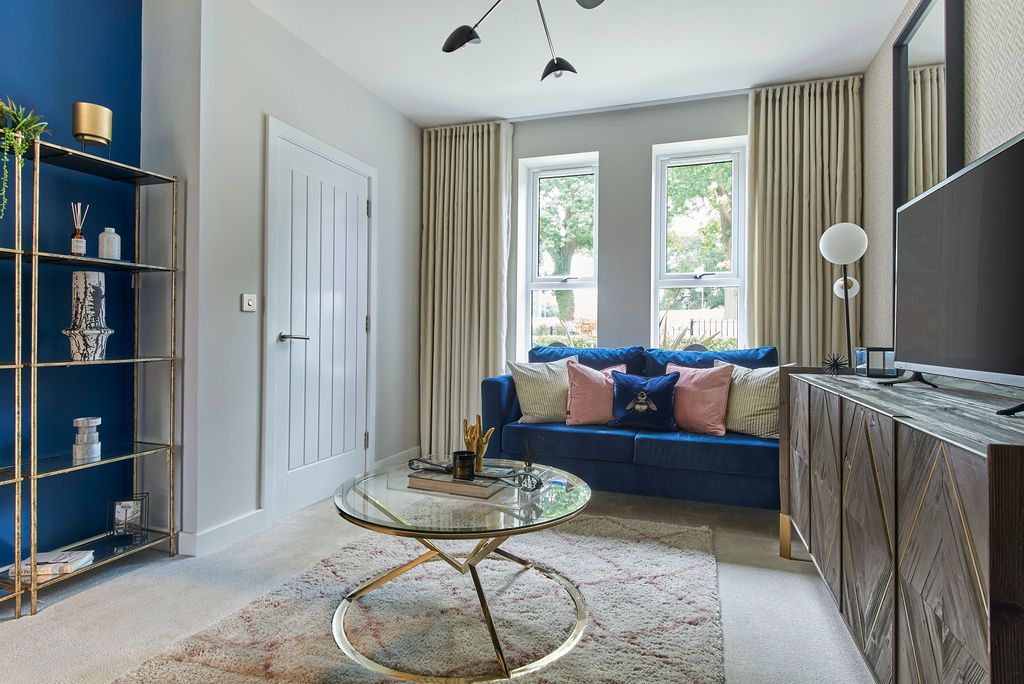 Property photo 2 of 13