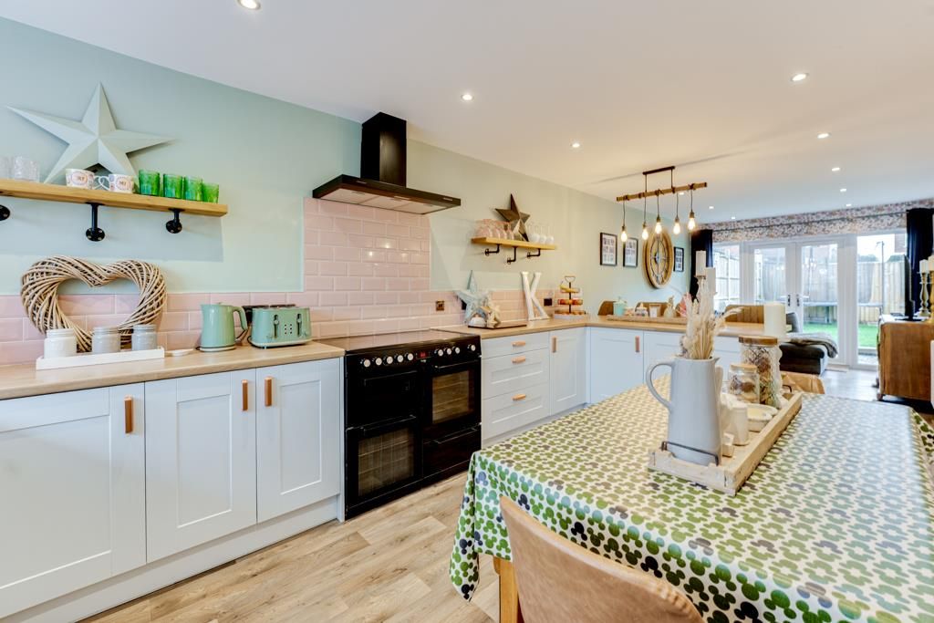 Property photo 2 of 41 5 Ringstead Close, Barton Seagrave-12.Jpg