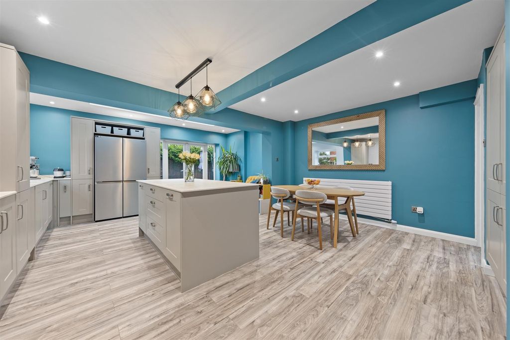 Property photo 3 of 30 19Butebraeweb26.Jpg