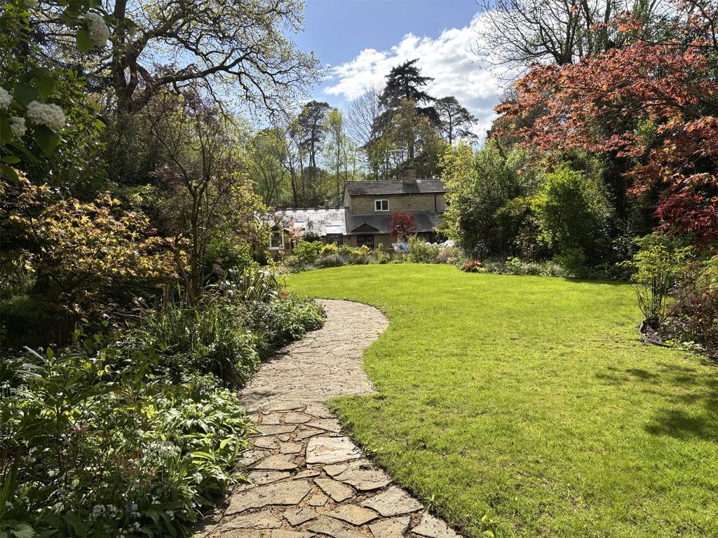 Property photo 1 of 23 Picture No. 27