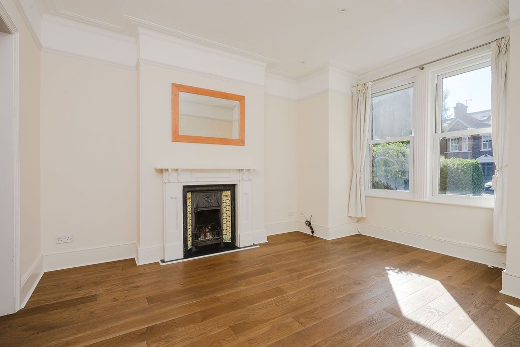 Property photo 3 of 21