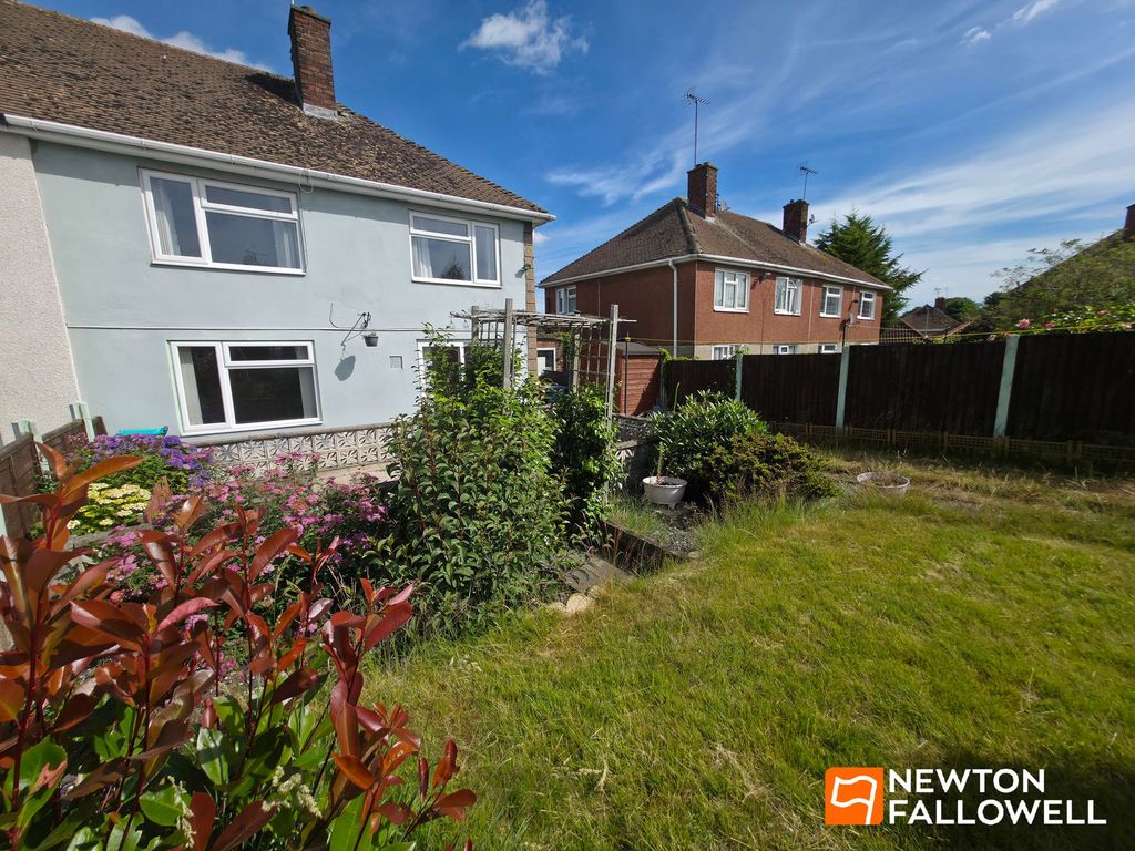 Property photo 2 of 18