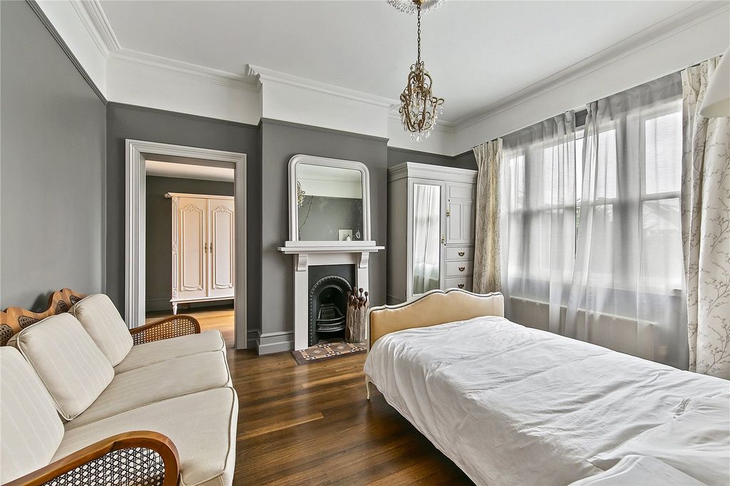 Additional image 24 of 6 bed semi-detached house for saleUxbridge Road, Hampton TW12