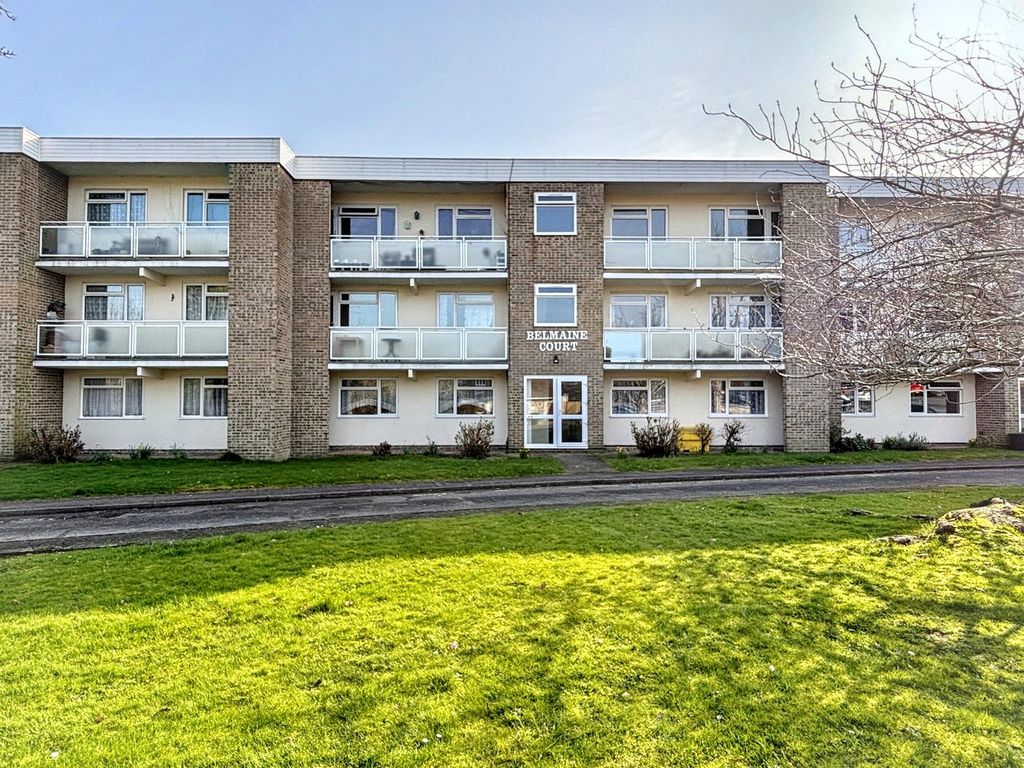 Property photo 1 of 18