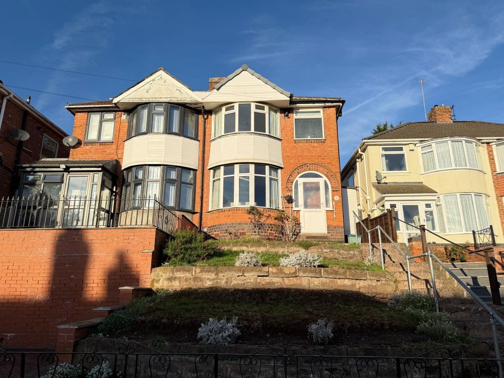 Property photo 2 of 3