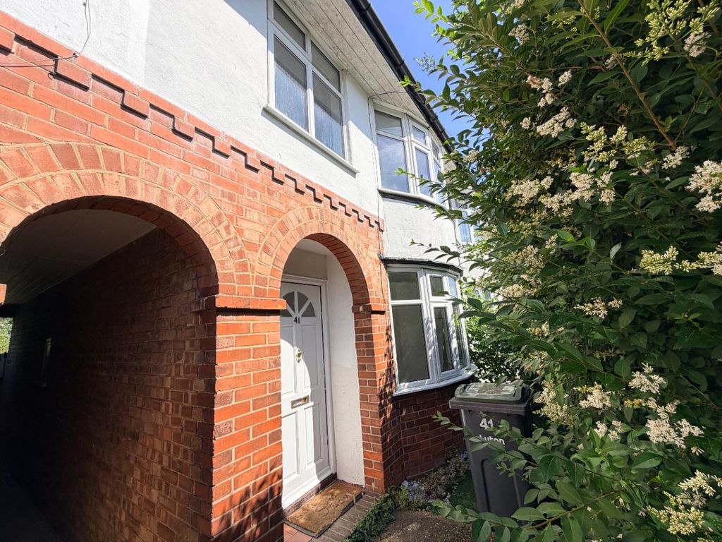 Property photo 1 of 10 5246331