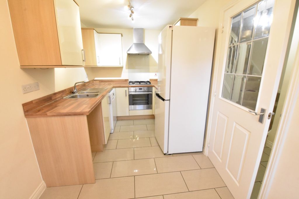 Property photo 3 of 17 2578913